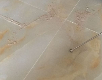 平桂瓷砖空鼓维修公司分享粘合剂选择不当在瓷砖铺贴过程中可能导致以下问题